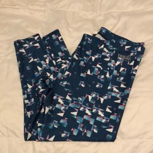 {🆕 Listing} NWOT 7/8 length workout pants